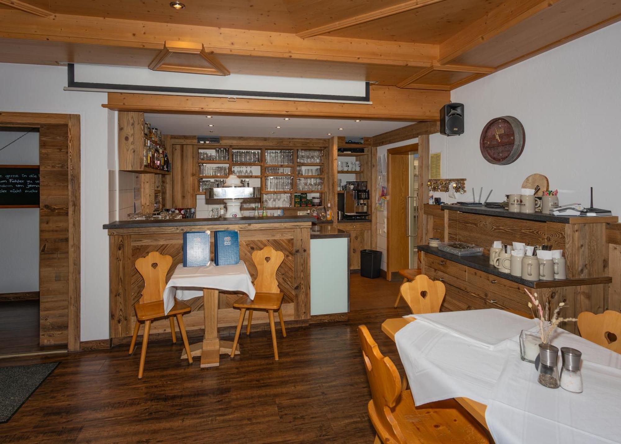Isarwinkel Hotel Geretsried Buitenkant foto
